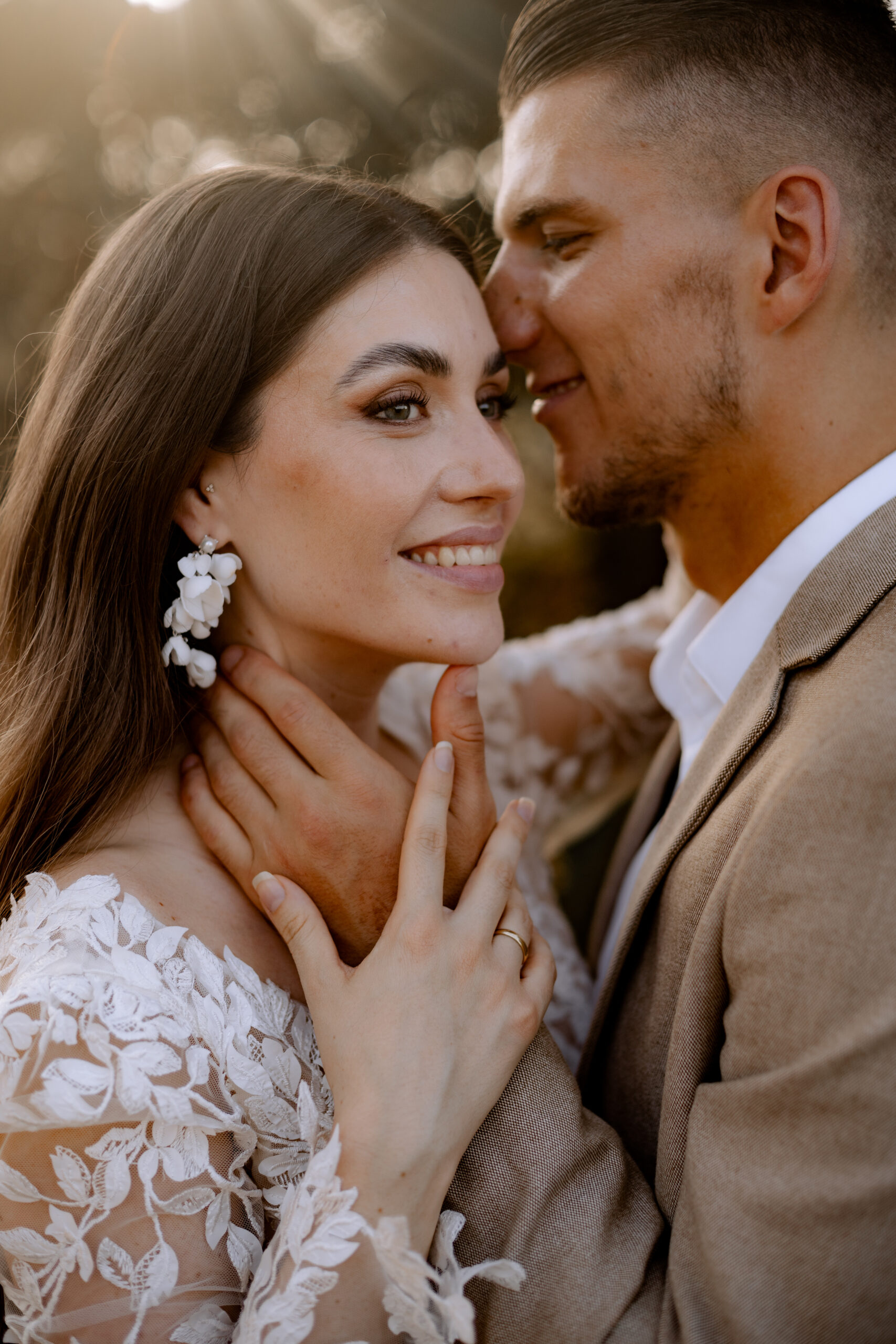 Hochzeitsreportage Hochzeitsfotografie Saarland Rheinland-Pfalz natürlich modern stilvoll Seezeitlodge Bostalsee Fräulein Franke